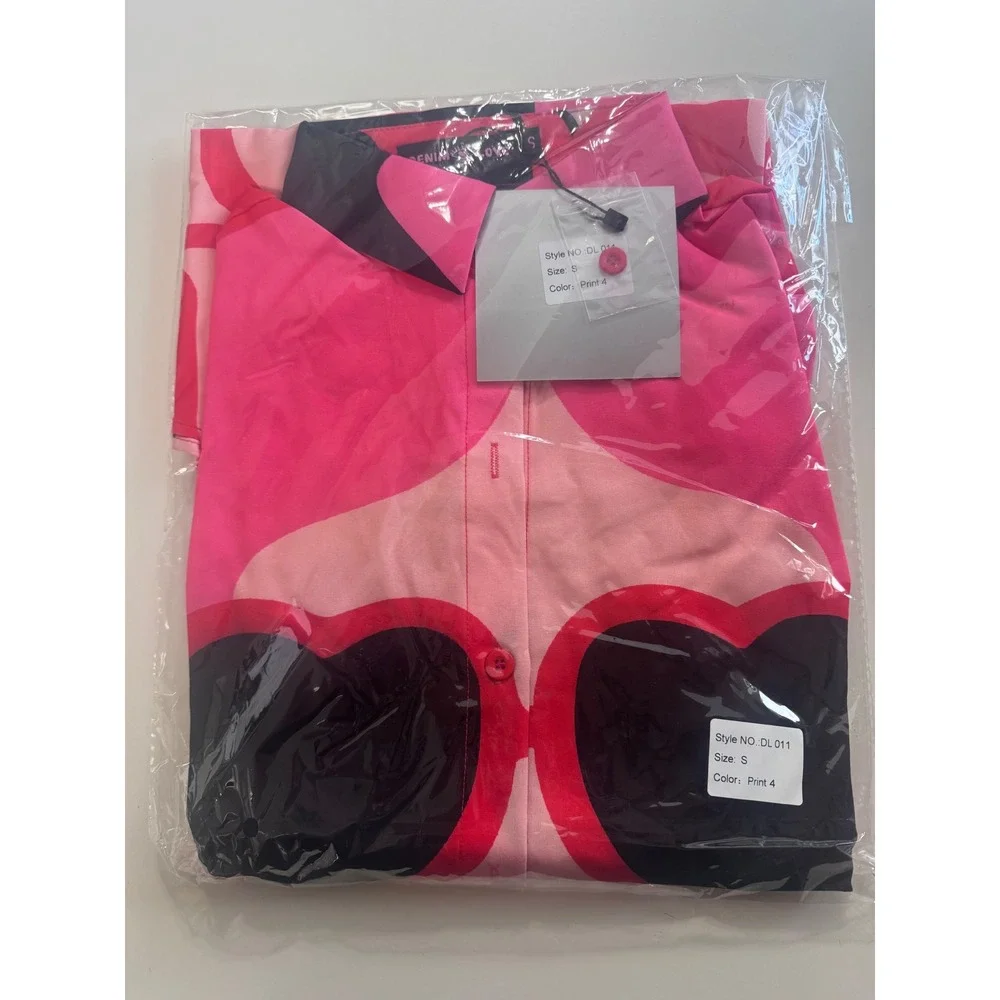 Denim Love Peace & Love Pop Art Graphic Shirt Dress Pink Red Small NWT‎